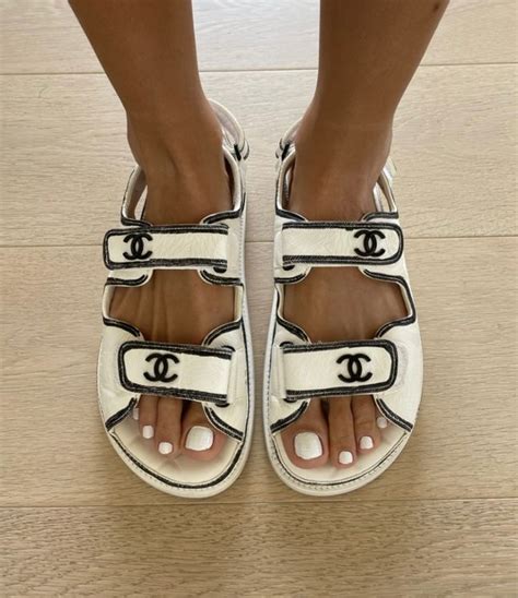 chanel herren sneaker|chanel geflochtene sandalen.